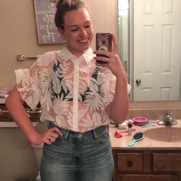 White lace, see through, collared, button up - Picture 1 of 2